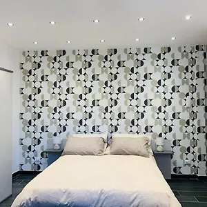 https://casa-ega-e-la-rotonda-bellissimi-monovani-nel-cuore-di-catania.taorminaitalyhotels.com